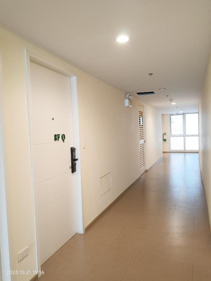 Budget Accommodation Holland Park Condominium Southwoods Binan Laguna Jalang Buitenkant foto
